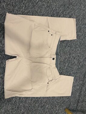 Men's Beige Chinos - Classic Fit